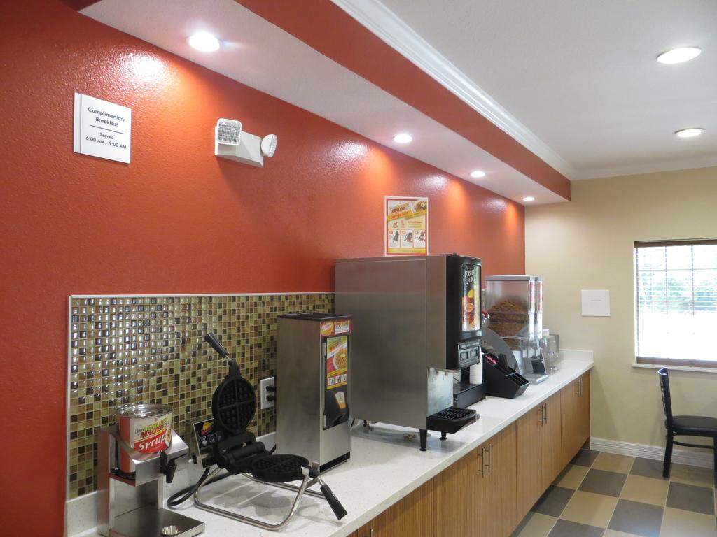 Hotel Econo & Houston Nw-cy-fair Jersey Village