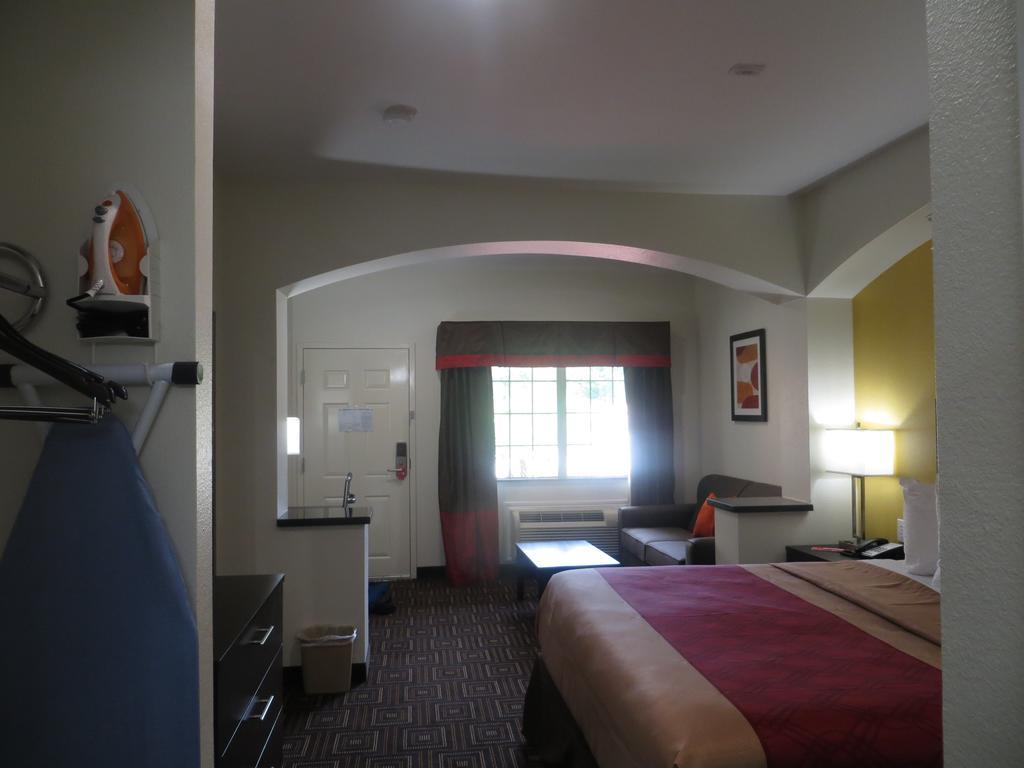 Econo & Houston Nw-cy-fair Hotel Jersey Village
